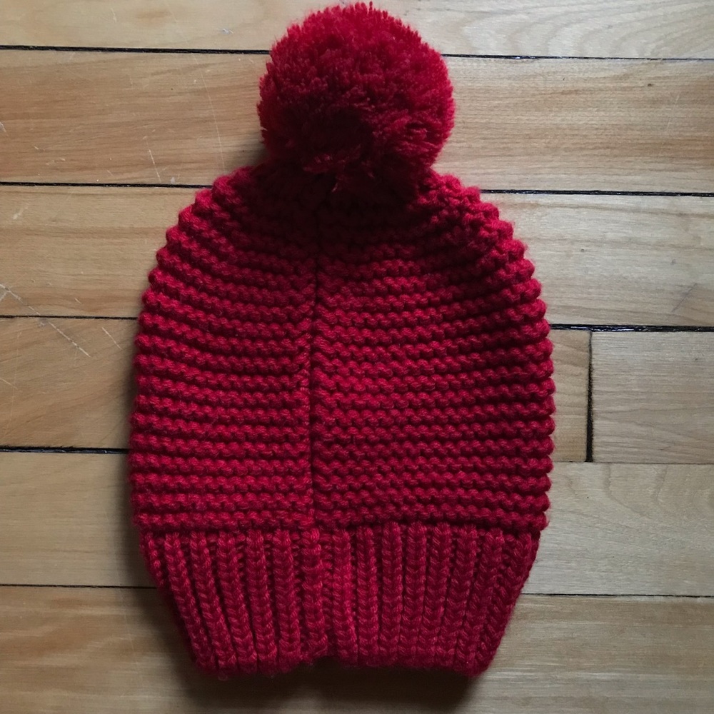 GAP RED BEANIE